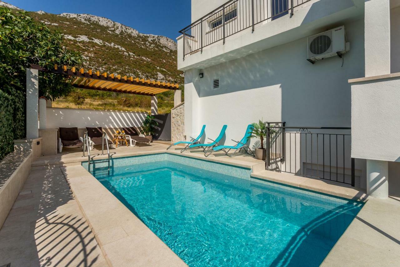 House Luce With Pool Lejlighed Čisla Eksteriør billede